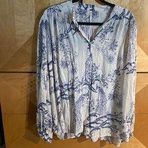Free People floral oversized button down women’s top, size xs